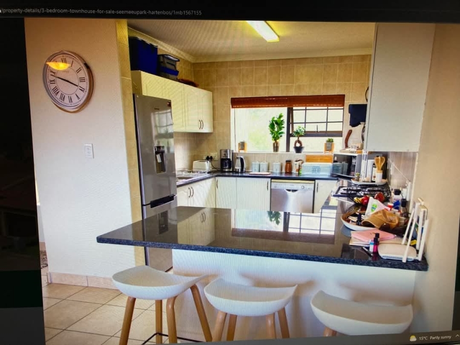 To Let 3 Bedroom Property for Rent in Seemeeu Park Western Cape